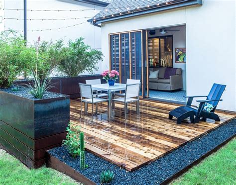 Stunning Contemporary Deck Designs To Enhance Your Backyard