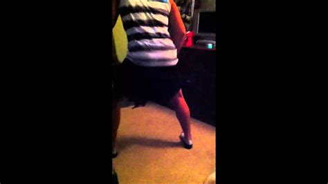 Guy Twerking Youtube