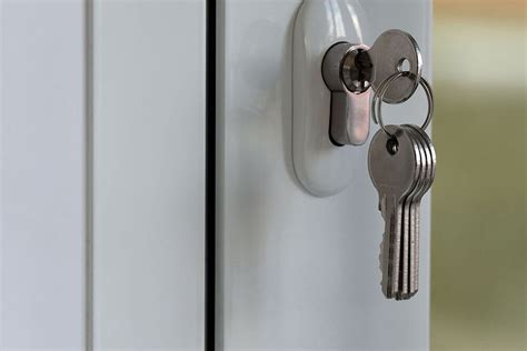 Why You Should Change The Locks On Your Newly Purchased Home Momo
