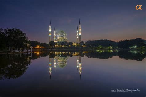 Mimbar of the sultan abdul aziz mosque. Masjid Sultan Salahuddin Abdul Aziz Shah, Shah Alam | Shah ...