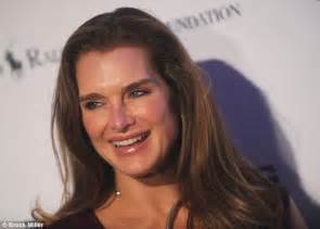 Brooke Shields Signs Deal To Create Mac Icon Make Up Collection