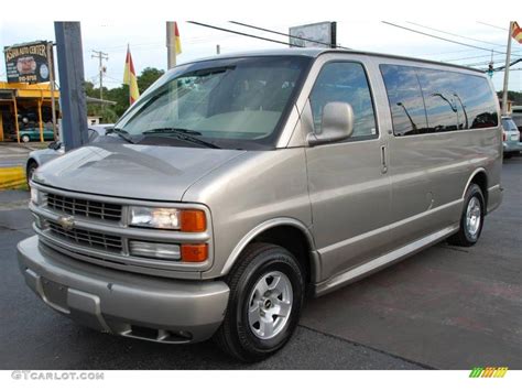 2001 Light Pewter Metallic Chevrolet Express 1500 Lt Luxury Passenger