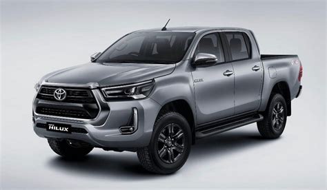 Toyota Hilux Terbaru Mengaspal Di Indonesia Ini Spesifikasi Dan Harganya
