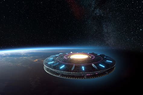 Ufo Bir Uzaylı Plakası Dünyanın Arka Planına Karşı Uzayda Hareketsiz
