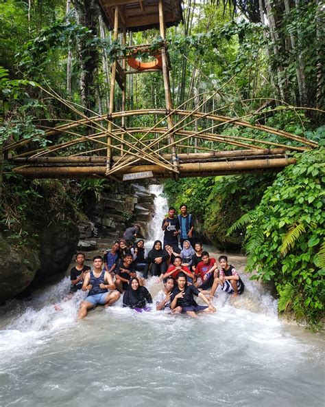 Tiket masuk taman bambu air. Air Terjun Kedung Pedut Kulon Progo, Tiket Masuk dan Loaksi