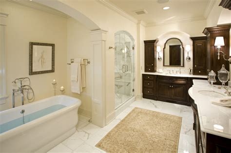 25 Great Ideas And Pictures Of Traditional Bathroom Wall