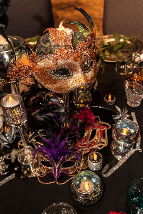 Read our masquerade party ideas to find out how to throw an elegant and stylish masquerade ball on new year's eve. Quinceanera Masquerade Table Decorations Photograph | Glasses