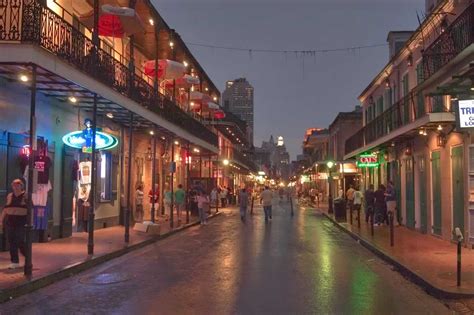 New Orleans Travel Attractions Festivals Hotels Events Mardi Gras