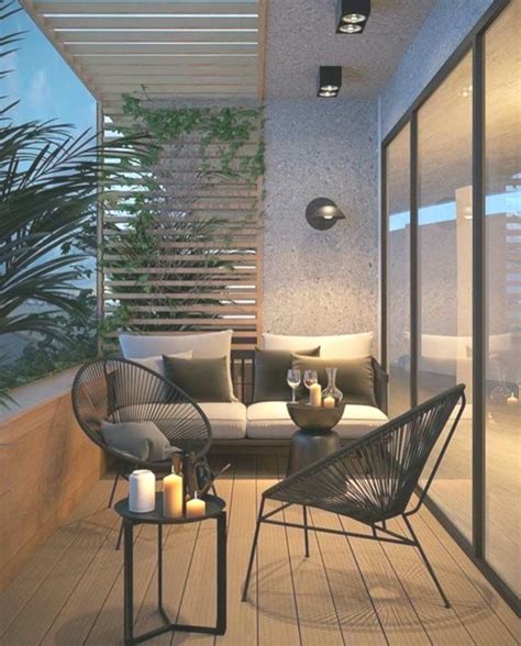 Arredamento per esterni wendy 250x80 circolare sofà grande bianco nero tavolino in cristallo. Bel balcone con parquet in legno e mobili da giardino ...