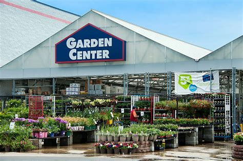Commercial Garden Center Of Lowes Pictures Getty Images