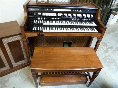 Hammond Organ H382 And Leslie Speaker