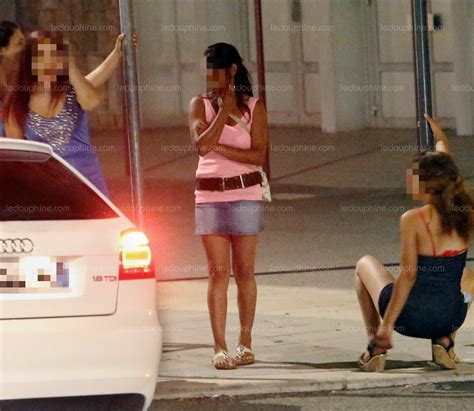 Is Re Sud Prostitution Sur Le Boulevard Foch Grenoble Le Ras Le