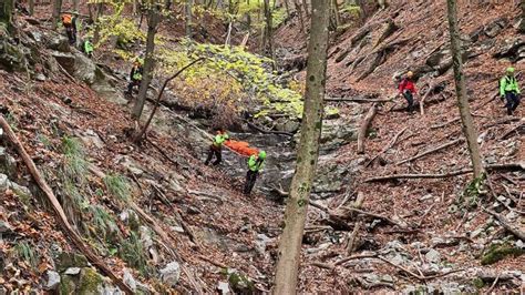 Esercitazione Del Soccorso Alpino Sul Monte Cornizzolo A Canzo