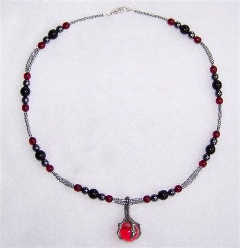 Men S Pewter Claw Beaded Necklace Druk Beads Black Garnet