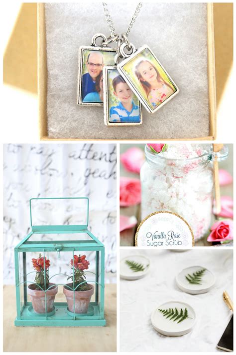 A personalized gift for mom makes every day a special occasion. Easy DIY Gifts for Mom + FREE Printable Mother's Day Card ...