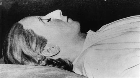 El Robo Del Cadáver De Eva Perón Qué Muestra Santa Evita Y Qué Pasó
