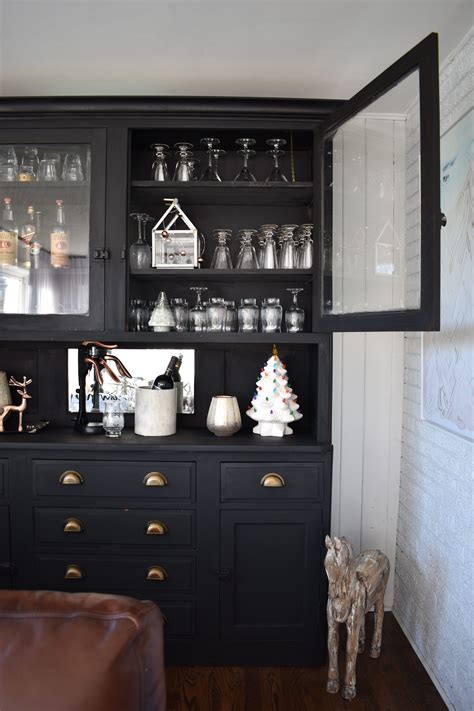 It's nice to have a small size for narrow parts and a wide brush for the panels. Our cabinet makeover, using Miss Mustard Seed's Milk Paint ...