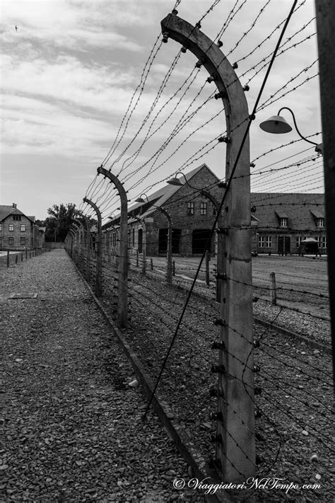 Campo di concentramento di auschwitz. Visita al Campo di concentramento di Auschwitz - Birkenau