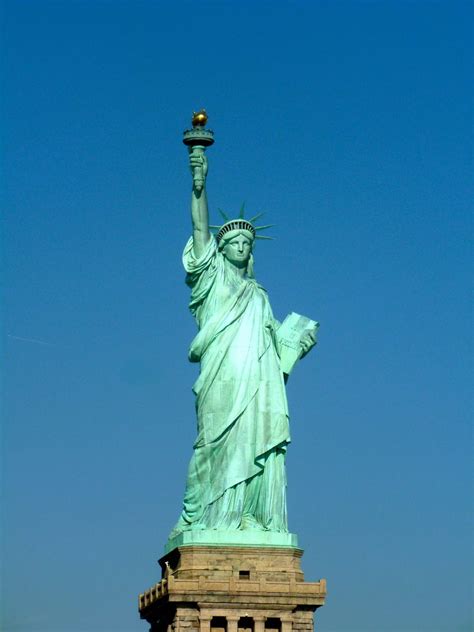 Estatua De La Libertad Historia Ubicación Cómo Llegar Y Qué Ver