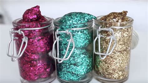 34 Sparkly Diy Ideas For Anyone Whose Favorite Color Is Glitter