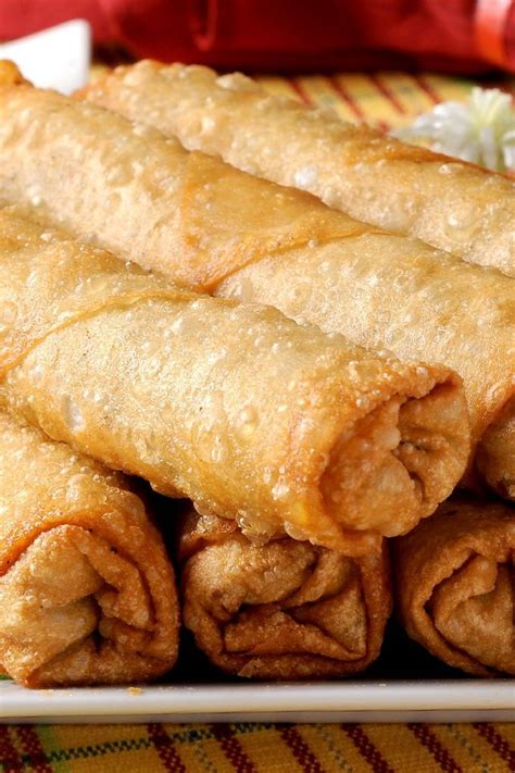 Here are 20 satisfying desserts you can make with what you have on hand. Chinese Egg Rolls | KitchMe | Yummy food, Recipes, Egg ...