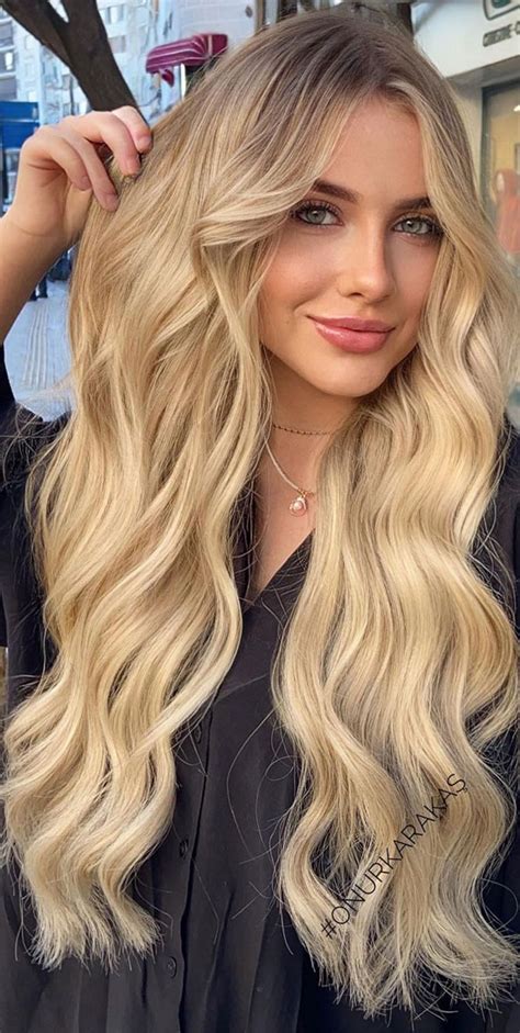 50 Trendy Hair Colour For Every Women Vanilla Almond Butter Blonde