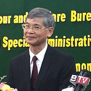 最即時專業的台股大盤, 加權指數, 讓您掌握台股與全球股市關聯脈動, 以及即時買賣力道, 現股當沖, 外資進出成本, 類股表現, 近期表現,法人買賣超,資券增減, 法人累積進出, 十大交易人累積進出, 日k線, 長期歷史k線等多樣資訊. 香港政府新聞網 - 類別 - 教育與就業