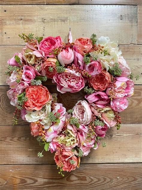 Pink Cabbage Rose Heart Shaped Wreath Valentine Day Wreaths Valentine
