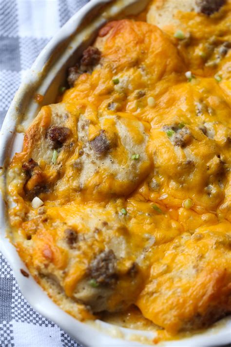 Sausage Gravy And Biscuit Bake An Easy Southern Breakfast Recipe