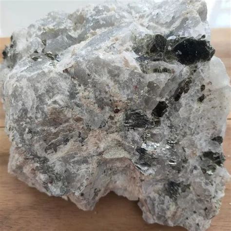 Crystal Off White Mica Feldspar With Quartz Grade Chemical Grade