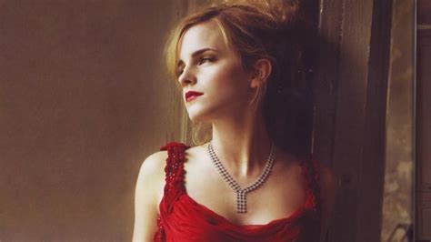50 Hottest Emma Watson Pictures Will Make You Her Instant Fan Wikigrewal