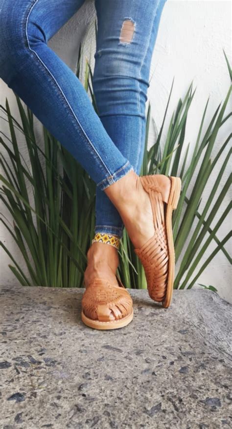 Huarache Sandal ~ All Sizes Boho Hippie Vintage ~ Mexican Style ~ Colorful Leather ~ Mexican