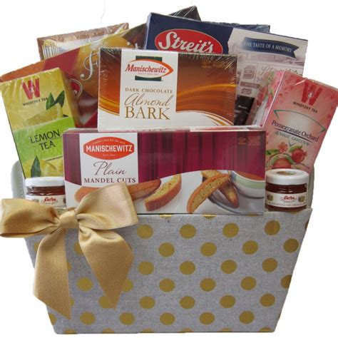 You may have guessed that a passover seder isn't quite like a regular dinner party — and you'd be right. Kosher Passover Gift Baskets - The Sweet Basket Company