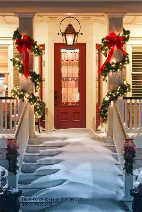 22 Incredibly Breathtaking Outdoor Christmas Decorating Ideas