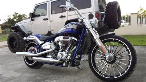 If ever a bike screamed 'i'm outta here', this is it. 2014 cvo breakout cobalt blue - Harley Davidson Forums