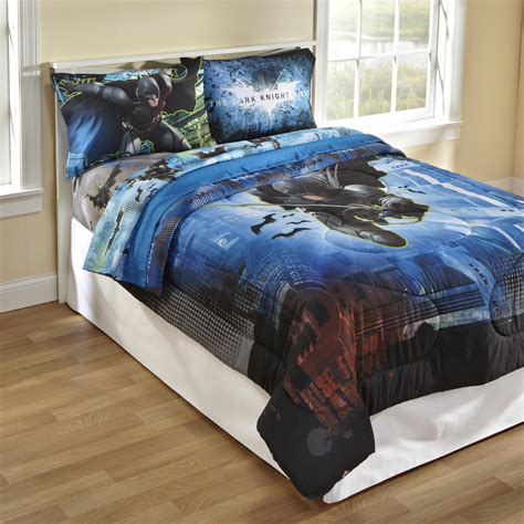 Huge savings for bedspreads for twin size beds. Licensed Kids Batman Twin/Full Comforter