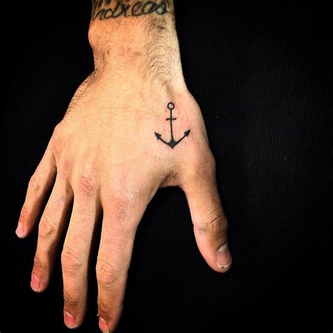 Small Anchor Tattoo On Hand For Men Simple Anchor Tattoo Anchor Tattoo