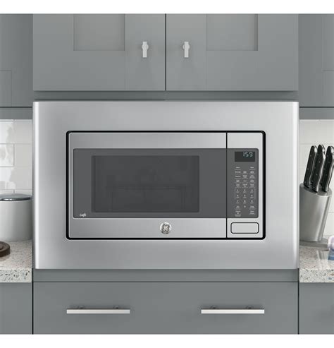 They are designed to fit in any modern kitchen seamlessly. GE Café Series 1.5 Cu. Ft. Countertop Convection/Microwave ...
