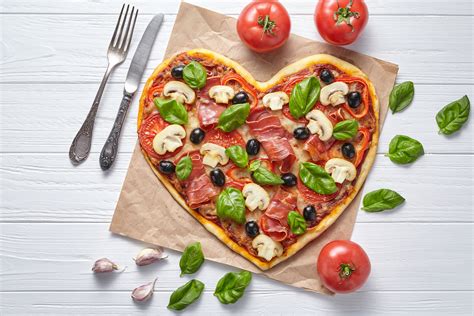 A great way to use up baked chicken breast meat, this pizza breathes new life into leftovers. Top 10 to a Heart-Healthy Pizza Meal - Women Fitness