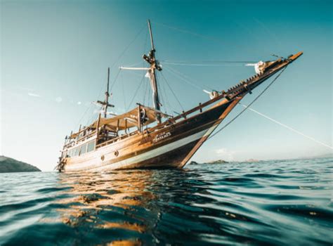 Sewa Kapal Pribadi Di Bali Perusahaan Yacht Aquamarine