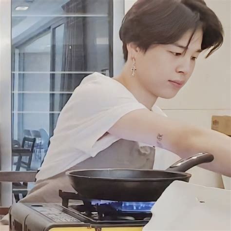 Xăm chữ khoảng bao nhiêu tiền? Cách Vẽ Hình Xăm Chữ Bts / Ghim trên BTS - ARMY : Khi có ...