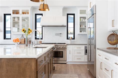 Houzz: Islands at the Center of Most Kitchen Renovations | Remodeling