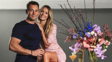 Jennifer Hawkins Still Gets Butterflies When Hubby Jake Wall Watches Her Walk The Runway Daily