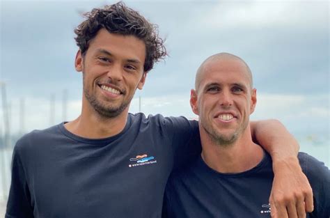 Badloe (unicef), tim brewer (wateraid), ryan cronk. Van Rijsselberghe stopt met surfen na mislopen Spelen ...