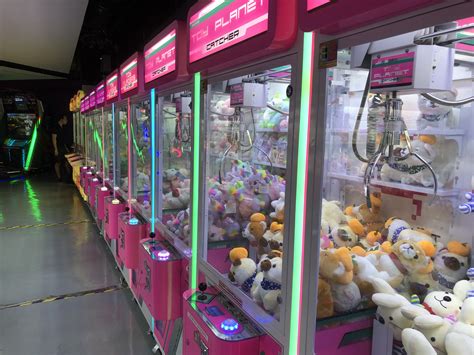 Arcade Planet In Suntec City Has Dozens Of Claw Machines From S1 New