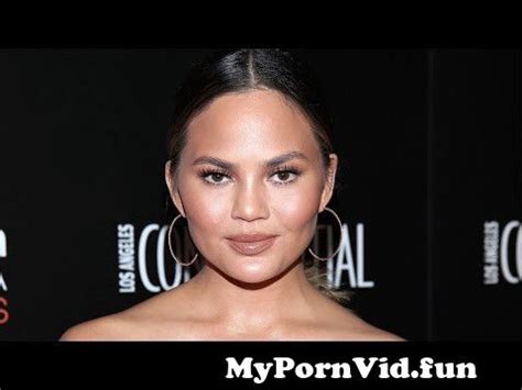 Chrissy Teigen Suffers Nip Slip At Super Bowl And Her Reaction Is Everything From Preteen Girls