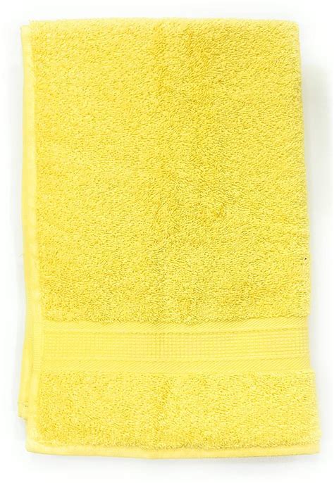 Bombay Dyeing Santino Premium Plain Dyed Cotton Bath Towel 550 Gsm