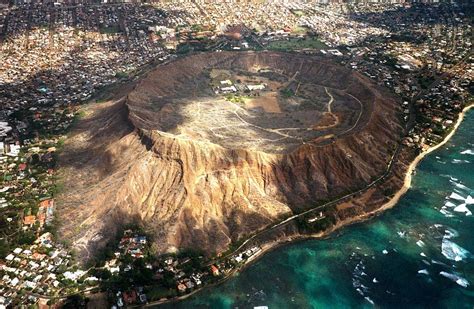 The Volcanic Landmarks Of Oahu Hawaii Part 1 Diamond