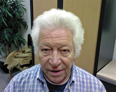 The same holds true for people who go gray prematurely. Why Does Hair Turn Gray | Galhairs