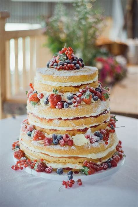 Picture Of Lovely Rustic Inspired Country Wedding Cakes 2